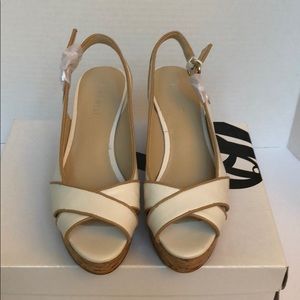 Nine West Ursweeto Wedge Size 6.5 New in box!